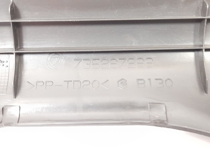 Recambio de moldura para fiat punto berlina (188) 1.2 16v referencia OEM IAM 735267266  