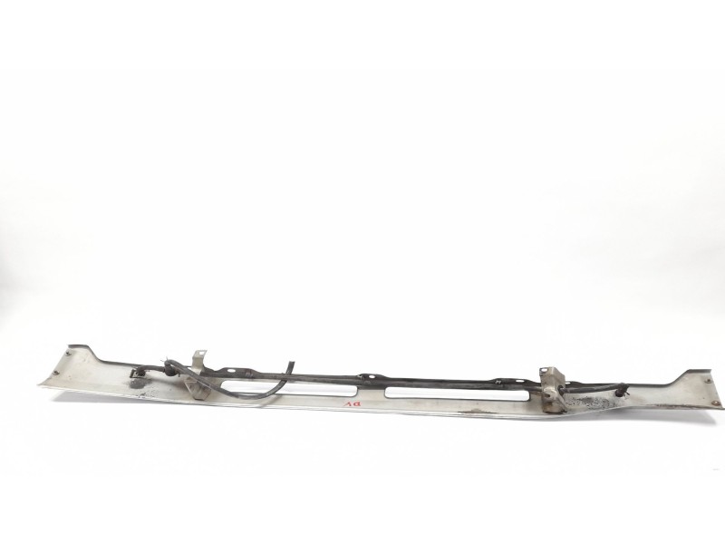Recambio de panel frontal para mitsubishi montero (l040) 2.5 td (l044g, l049g) referencia OEM IAM   
