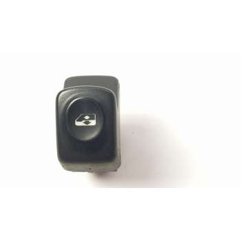 MANDO ELEVALUNAS DELANTERO DERECHO 838099G 