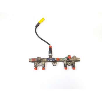 RAMPA INYECTORA 0445214010 