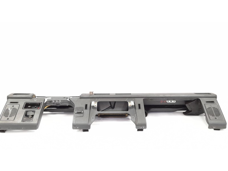 Recambio de salpicadero para mitsubishi montero (l040) 2.5 td (l044g, l049g) referencia OEM IAM   