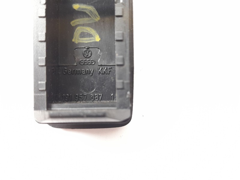 Recambio de moldura para volkswagen golf ii (19e, 1g1) 1.6 td referencia OEM IAM 191957087  