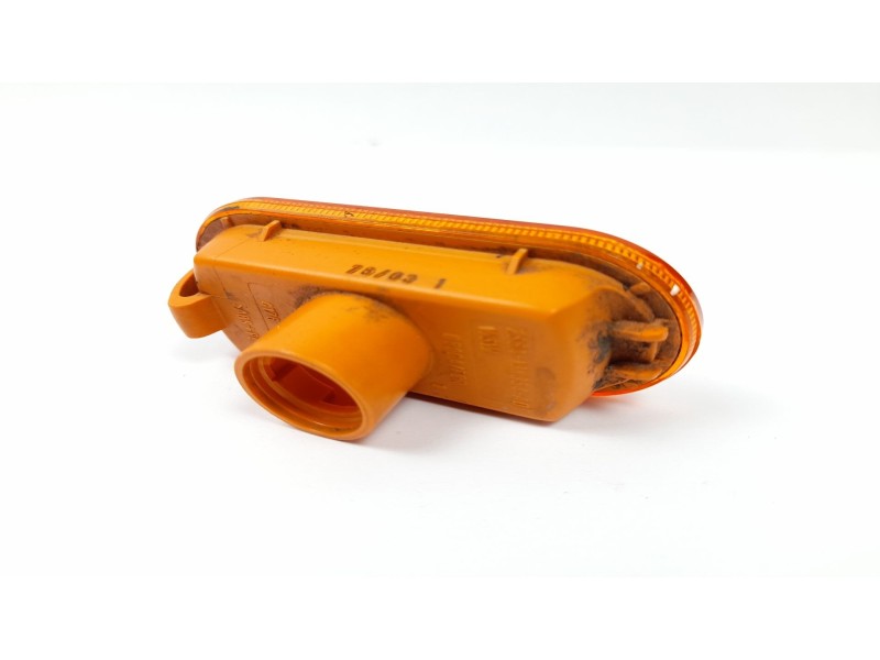 Recambio de piloto lateral izquierdo para ford fiesta (cbk) 1.4 tdci cat referencia OEM IAM 13K354  
