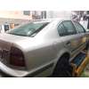 skoda octavia berlina (1u2) del año 1999