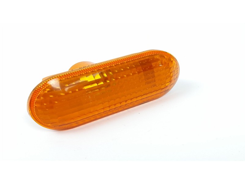 Recambio de piloto lateral izquierdo para ford fiesta (cbk) 1.4 tdci cat referencia OEM IAM 13K354  