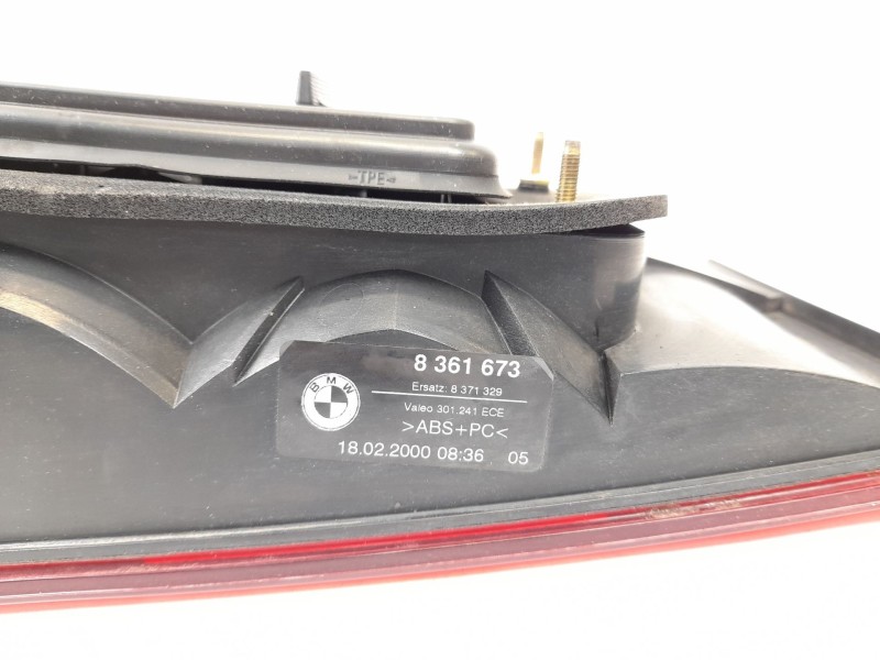 Recambio de piloto trasero izquierdo interior para bmw serie 5 berlina (e39) 530d referencia OEM IAM 8361673  