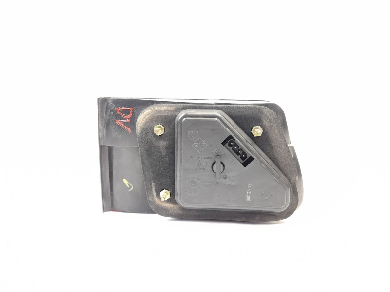 Recambio de piloto trasero derecho interior para bmw serie 5 berlina (e39) 530d referencia OEM IAM 8361674  
