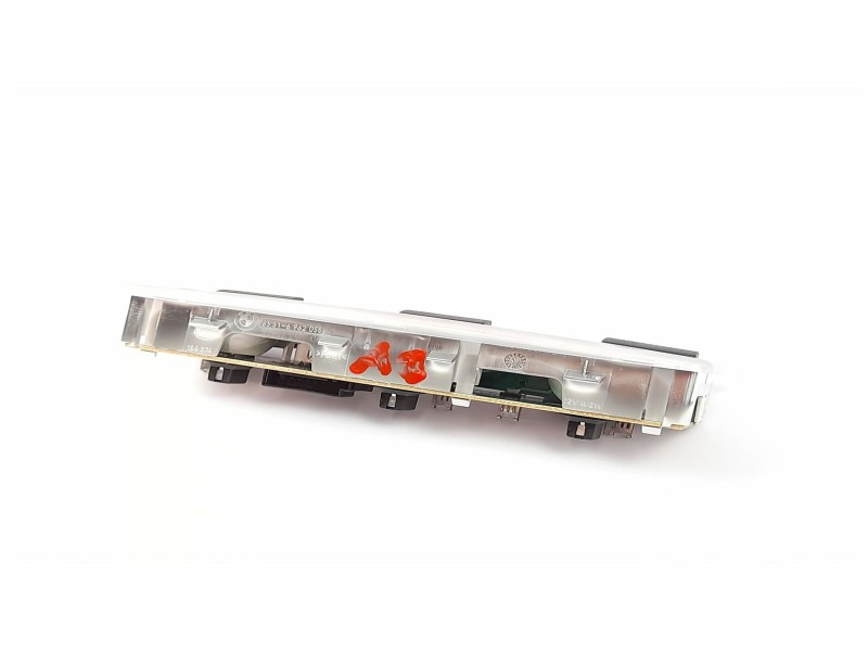 Recambio de luz interior para bmw serie 5 berlina (e60) 535 d referencia OEM IAM 63316962058  