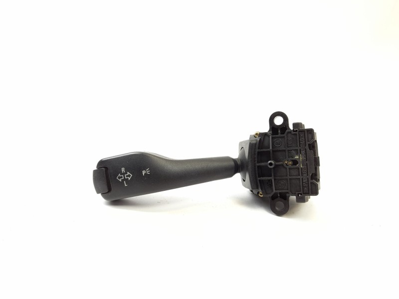 Recambio de mando intermitentes para bmw serie 5 berlina (e39) 530d referencia OEM IAM 8363668K 01104010 