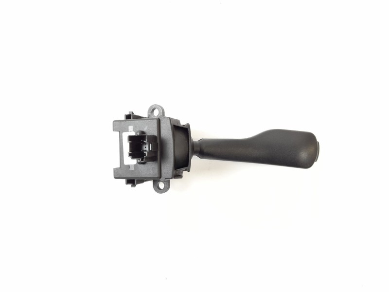 Recambio de mando intermitentes para bmw serie 5 berlina (e39) 530d referencia OEM IAM 8363668K 01104010 