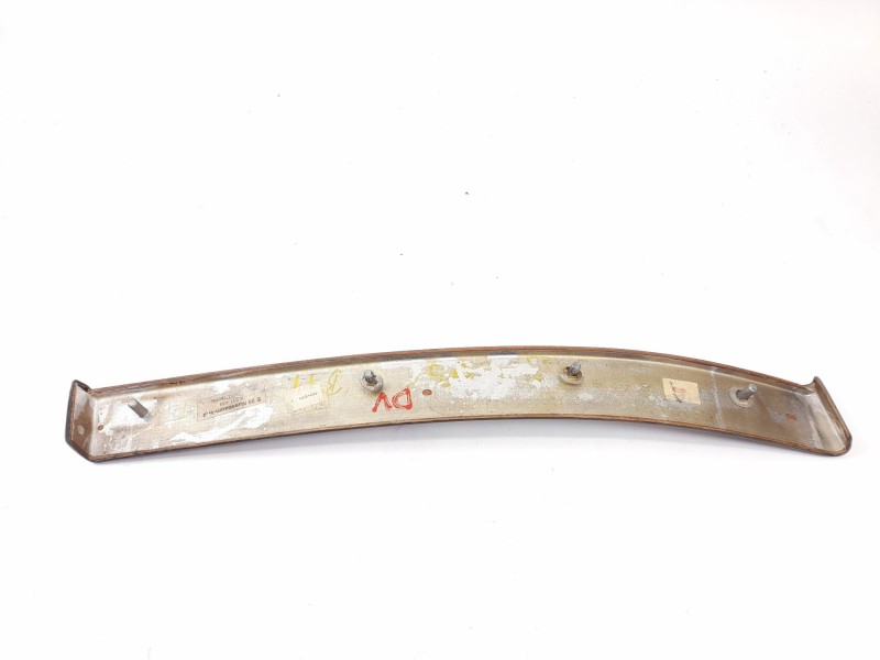 Recambio de moldura para bmw serie 5 berlina (e39) 530d referencia OEM IAM 8211434  