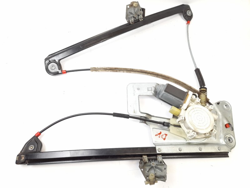 Recambio de elevalunas delantero derecho para bmw serie 5 berlina (e39) 530d referencia OEM IAM 67628360512 007006002C 9030143