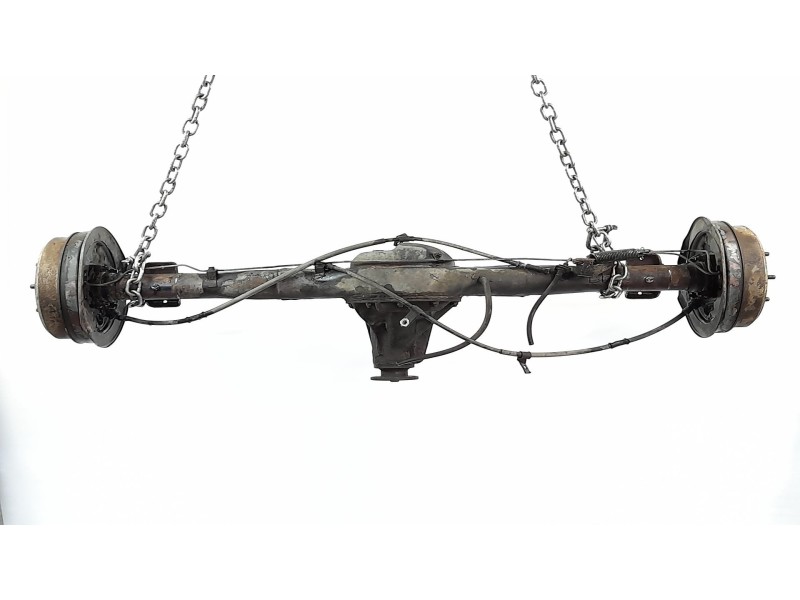 Recambio de puente trasero para mitsubishi montero (l040) 2.5 td (l044g, l049g) referencia OEM IAM   