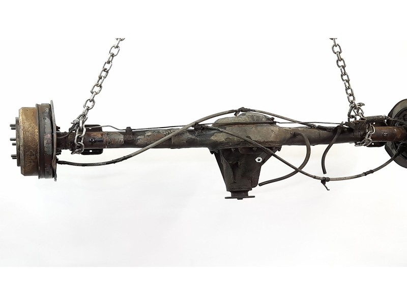 Recambio de puente trasero para mitsubishi montero (l040) 2.5 td (l044g, l049g) referencia OEM IAM   