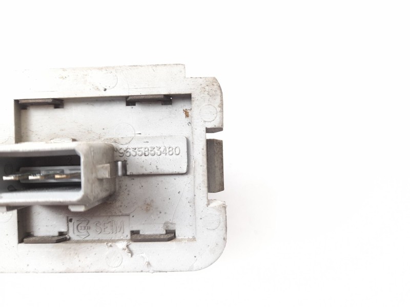 Recambio de resistencia calefaccion para peugeot 406 berlina (8b) 2.0 hdi 110 referencia OEM IAM 9635833480  