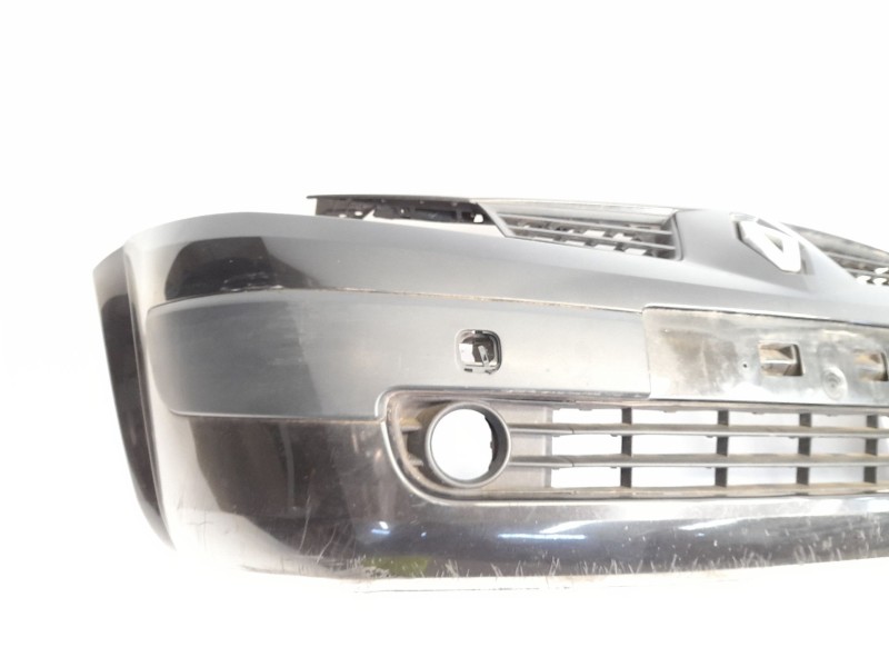 Recambio de paragolpes delantero para renault megane ii berlina 5 p 1.5 dci referencia OEM IAM 8200073455  