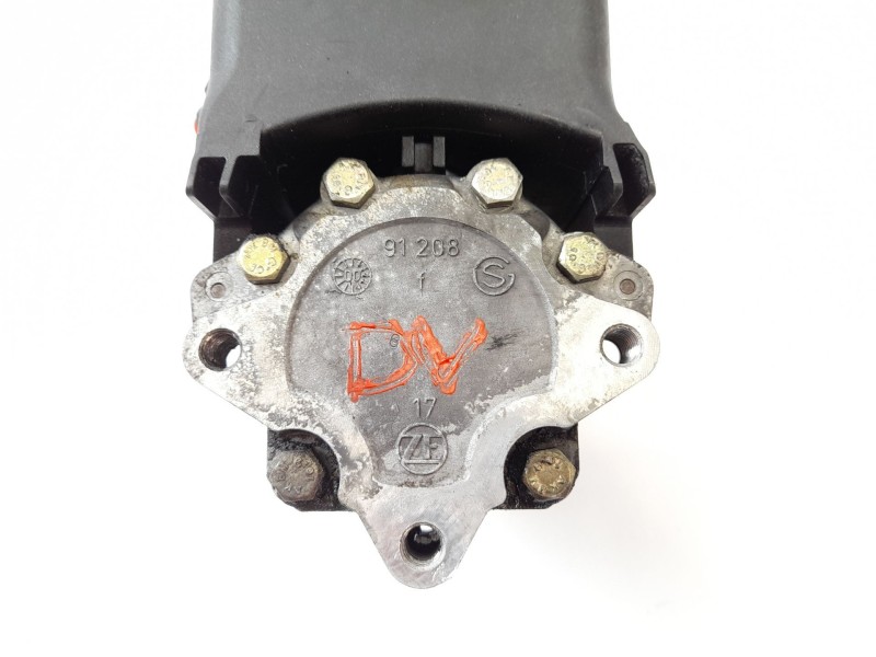 Recambio de bomba direccion para bmw serie 3 berlina (e46) 320d referencia OEM IAM 7691900513 91208 