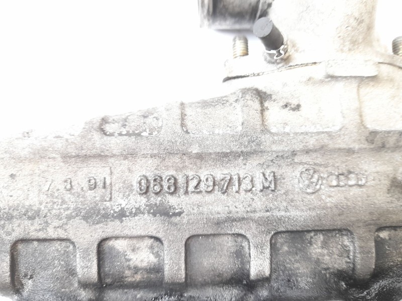 Recambio de colector admision para volkswagen golf ii (19e, 1g1) 1.6 td referencia OEM IAM 068129713M  