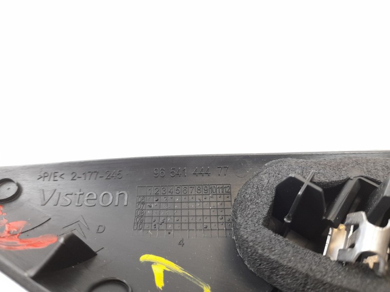 Recambio de moldura para citroen c4 picasso 1.6 16v referencia OEM IAM 9654144477  