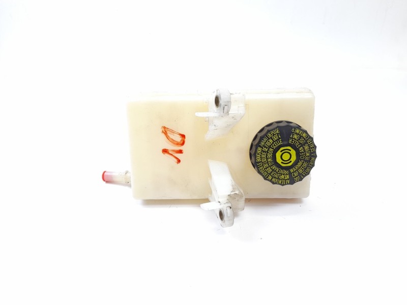 Recambio de deposito servo para citroen c4 picasso 1.6 16v referencia OEM IAM 9680907780 03355815053 
