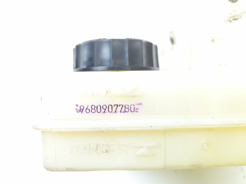 Recambio de deposito servo para citroen c4 picasso 1.6 16v referencia OEM IAM 9680907780 03355815053 
