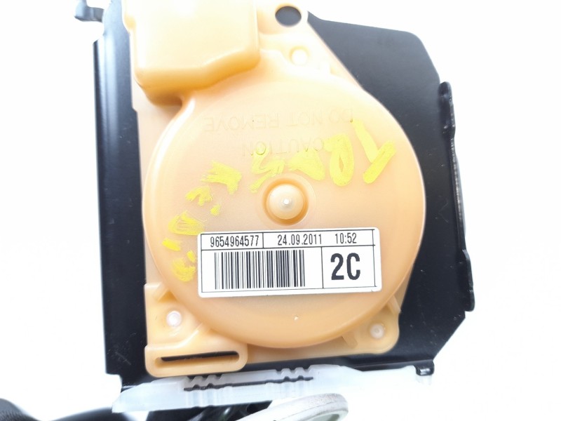 Recambio de cinturon seguridad trasero central para citroen c4 picasso 1.6 16v referencia OEM IAM 9654964577  