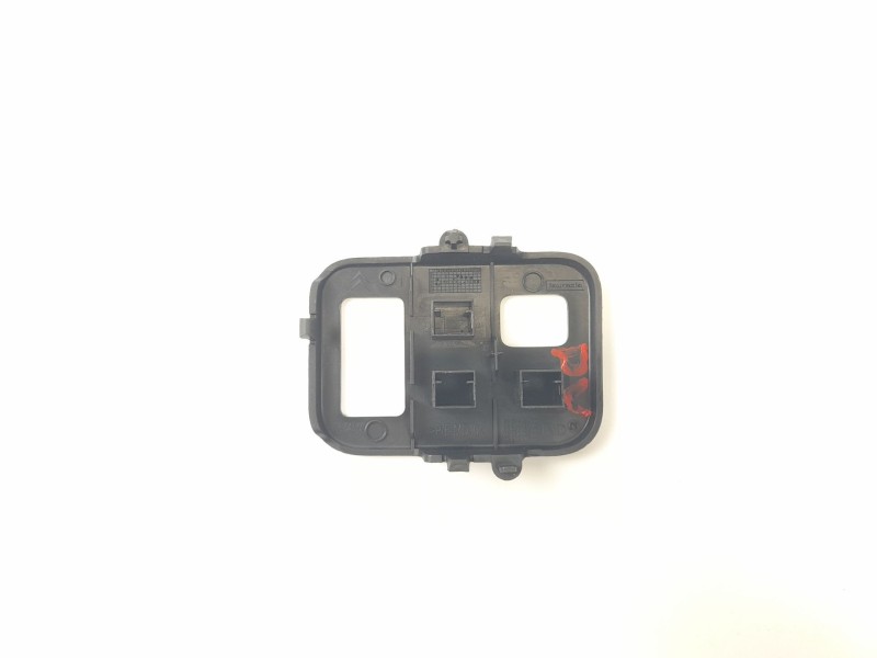 Recambio de moldura para citroen c4 picasso 1.6 16v referencia OEM IAM 9659443477 9654109977 9659443677