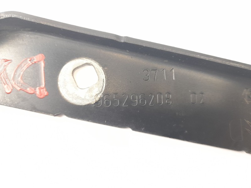 Recambio de bisagra para citroen c4 picasso 1.6 16v referencia OEM IAM 965296208  