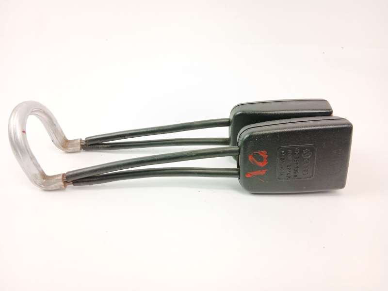 ENGANCHE CINTURON SEGURIDAD TRASERO CENTRAL 1H0857739 