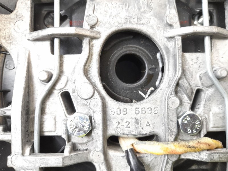 Recambio de volante para citroen c4 picasso 1.6 16v referencia OEM IAM 6096636 96866507ZD 6030203