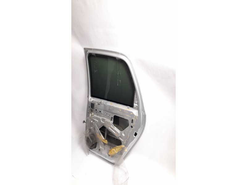 Recambio de puerta trasera derecha para opel meriva enjoy referencia OEM IAM   