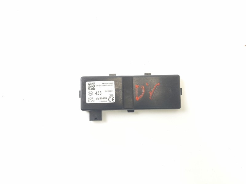 Recambio de centralita cierre para chevrolet orlando (j309) 2.0 d referencia OEM IAM 13503204 F00HJ00487 