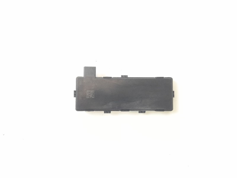 Recambio de centralita cierre para chevrolet orlando (j309) 2.0 d referencia OEM IAM 13503204 F00HJ00487 