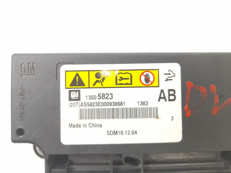 Recambio de centralita airbag para chevrolet orlando (j309) 2.0 d referencia OEM IAM 13505823  