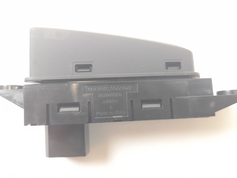 Recambio de sensor para chevrolet orlando (j309) 2.0 d referencia OEM IAM 96930985 95229077 202009980