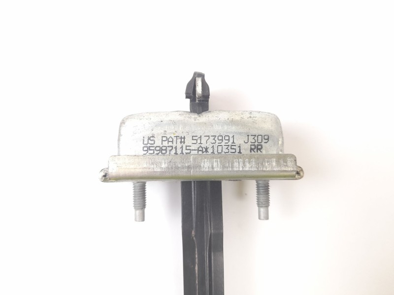 Recambio de retenedor puerta para chevrolet orlando (j309) 2.0 d referencia OEM IAM 5173991 95987115 