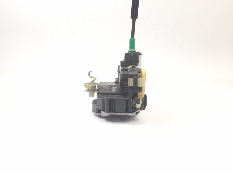 Recambio de cerradura puerta trasera derecha para chevrolet orlando (j309) 2.0 d referencia OEM IAM 13578245  