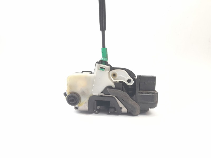 Recambio de cerradura puerta trasera derecha para chevrolet orlando (j309) 2.0 d referencia OEM IAM 13578245  