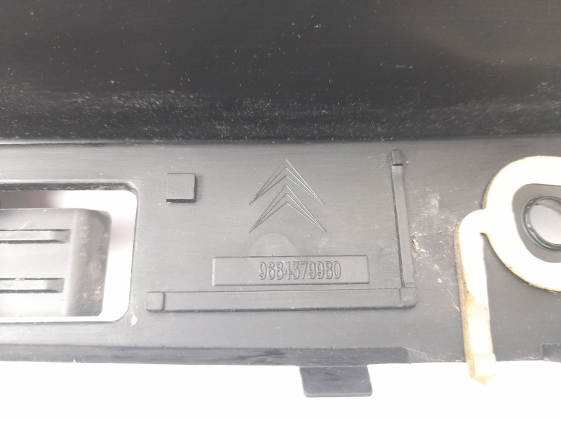 Recambio de moldura para citroen c4 picasso 1.6 16v referencia OEM IAM   