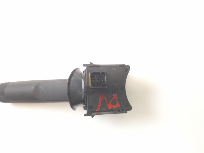 Recambio de mando limpia para chevrolet orlando (j309) 2.0 d referencia OEM IAM 20941131  