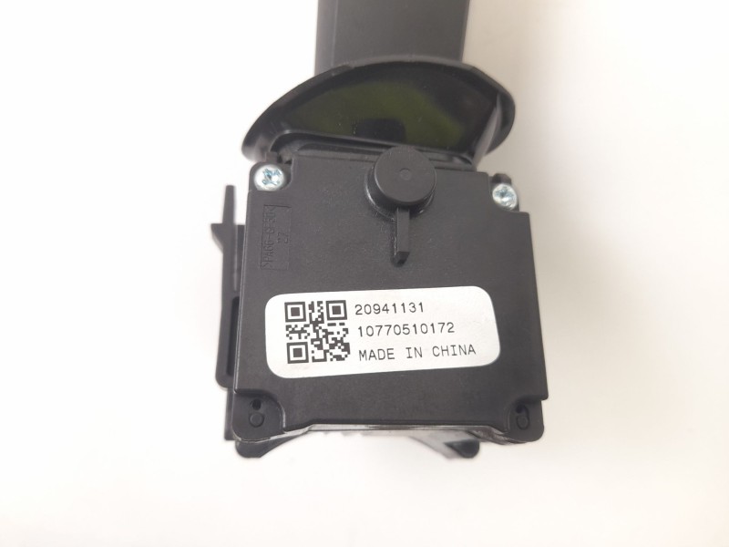 Recambio de mando limpia para chevrolet orlando (j309) 2.0 d referencia OEM IAM 20941131  