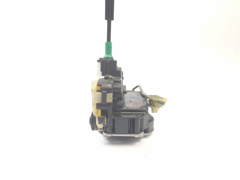 Recambio de cerradura puerta trasera izquierda para chevrolet orlando (j309) 2.0 d referencia OEM IAM 13578244  