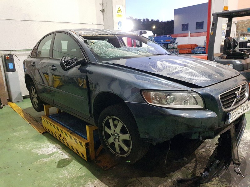 volvo s40 ii (544) 2.0d del año 2004