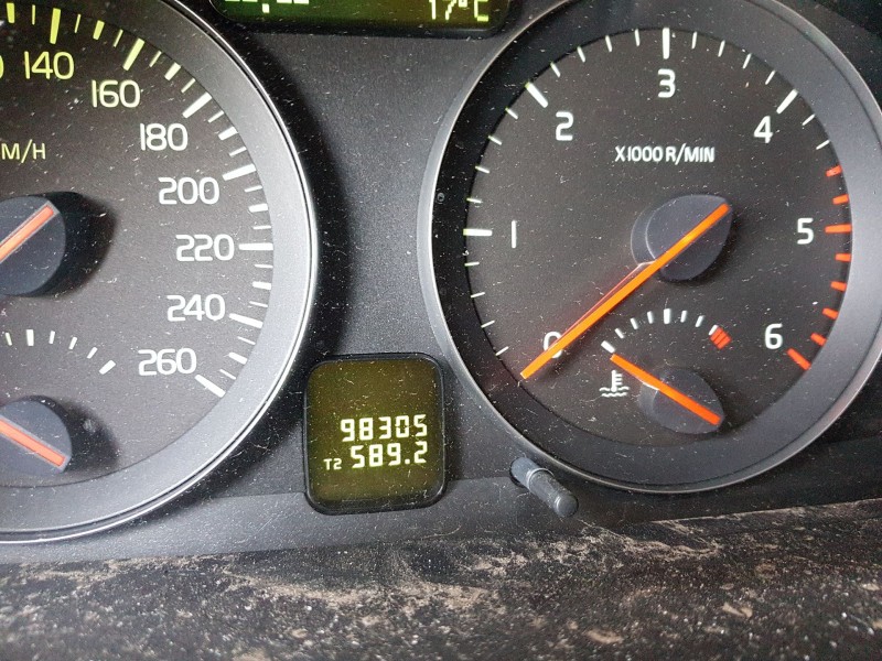 volvo s40 ii (544) 2.0d del año 2004
