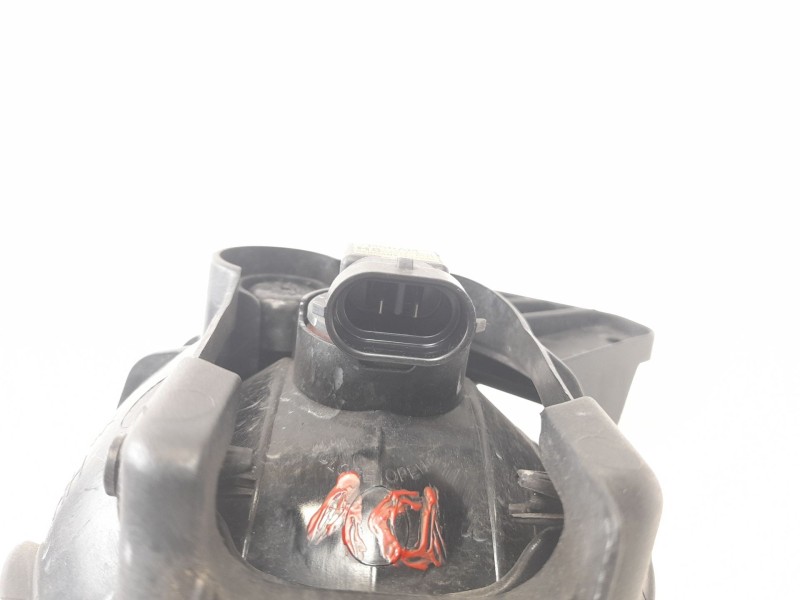 Recambio de faro antiniebla derecho para chevrolet orlando (j309) 2.0 d referencia OEM IAM 00015691  