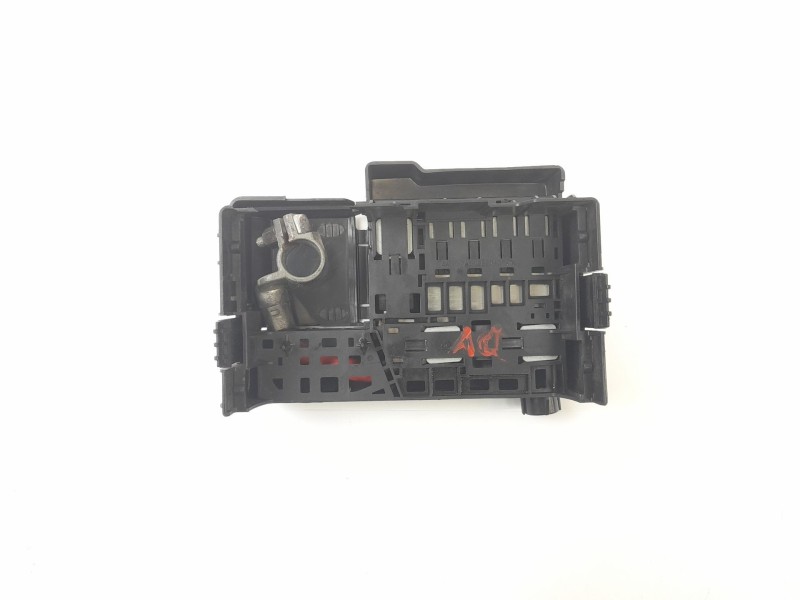 Recambio de caja reles / fusibles para chevrolet orlando (j309) 2.0 d referencia OEM IAM 9696422706  
