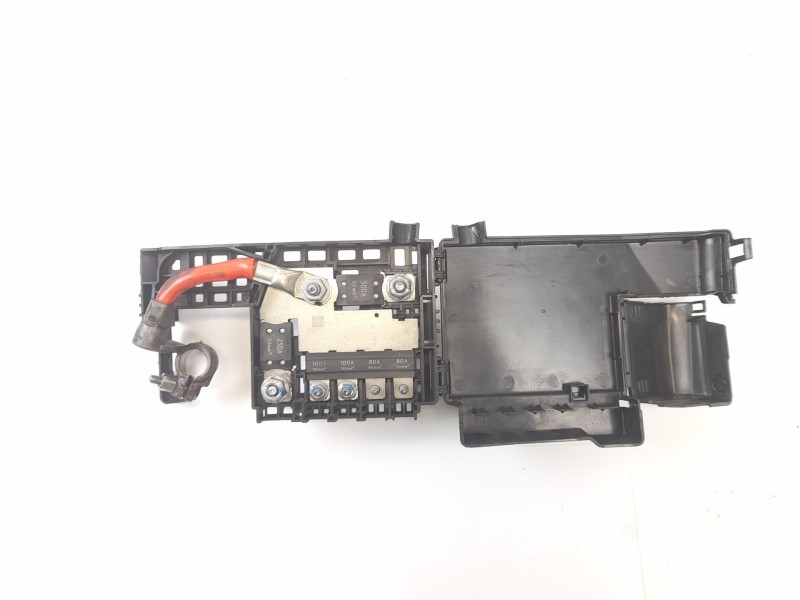 Recambio de caja reles / fusibles para chevrolet orlando (j309) 2.0 d referencia OEM IAM 9696422706  