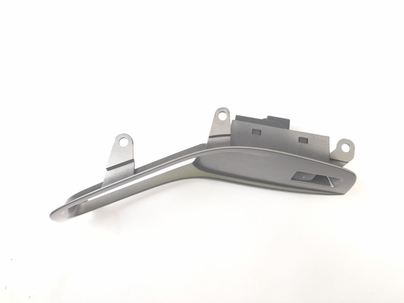 Recambio de mando elevalunas delantero derecho para chevrolet orlando (j309) 2.0 d referencia OEM IAM 13305370  