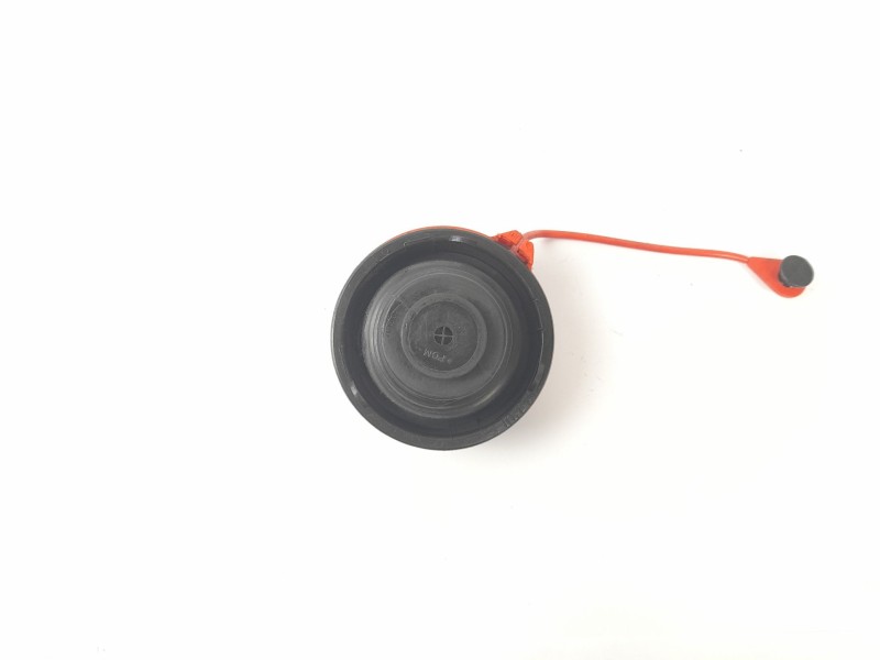 Recambio de tapon combustible para chevrolet orlando (j309) 2.0 d referencia OEM IAM   