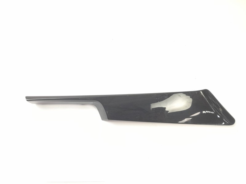 Recambio de moldura para chevrolet orlando (j309) 2.0 d referencia OEM IAM 95981920  